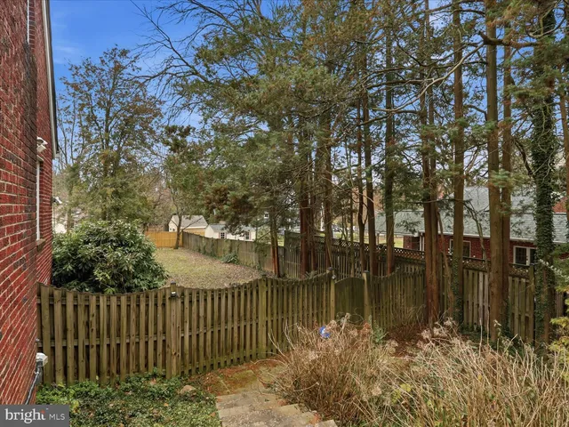 $925,000 | 6437 Spring Terrace, Falls Church, VA 22042