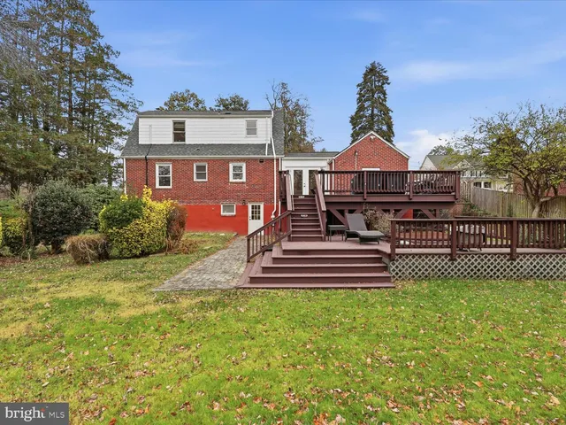 $925,000 | 6437 Spring Terrace, Falls Church, VA 22042