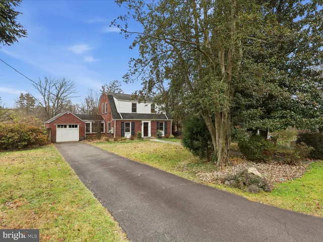 $925,000 | 6437 Spring Terrace, Falls Church, VA 22042