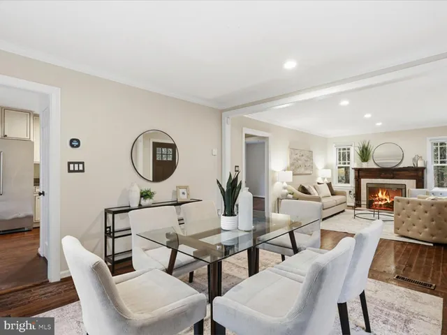 $925,000 | 6437 Spring Terrace, Falls Church, VA 22042