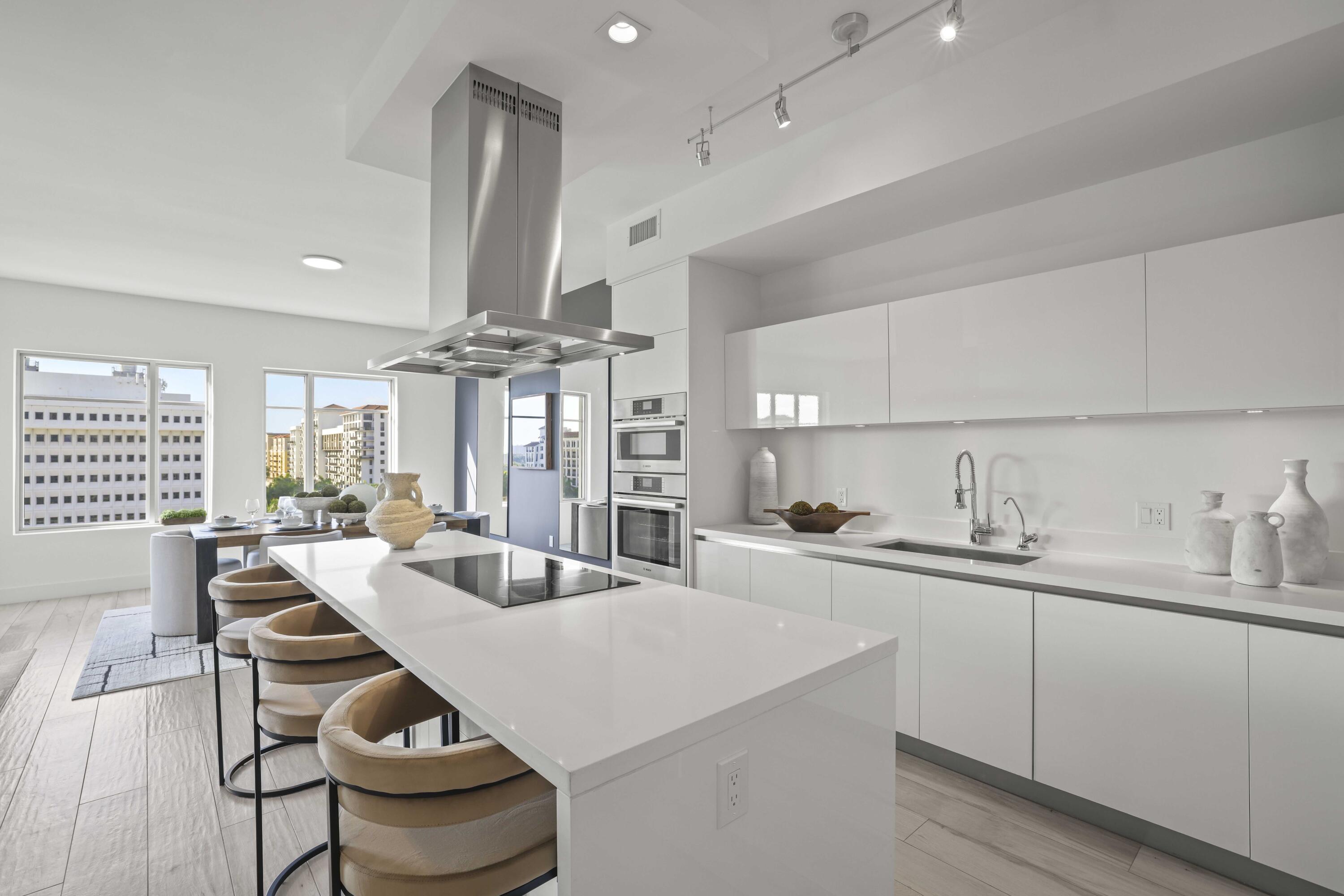 155 East Boca Raton Road, Unit 814 Boca Raton, FL 33432 - Photo 13 of 57 Unit 814 - 1 Kitchen