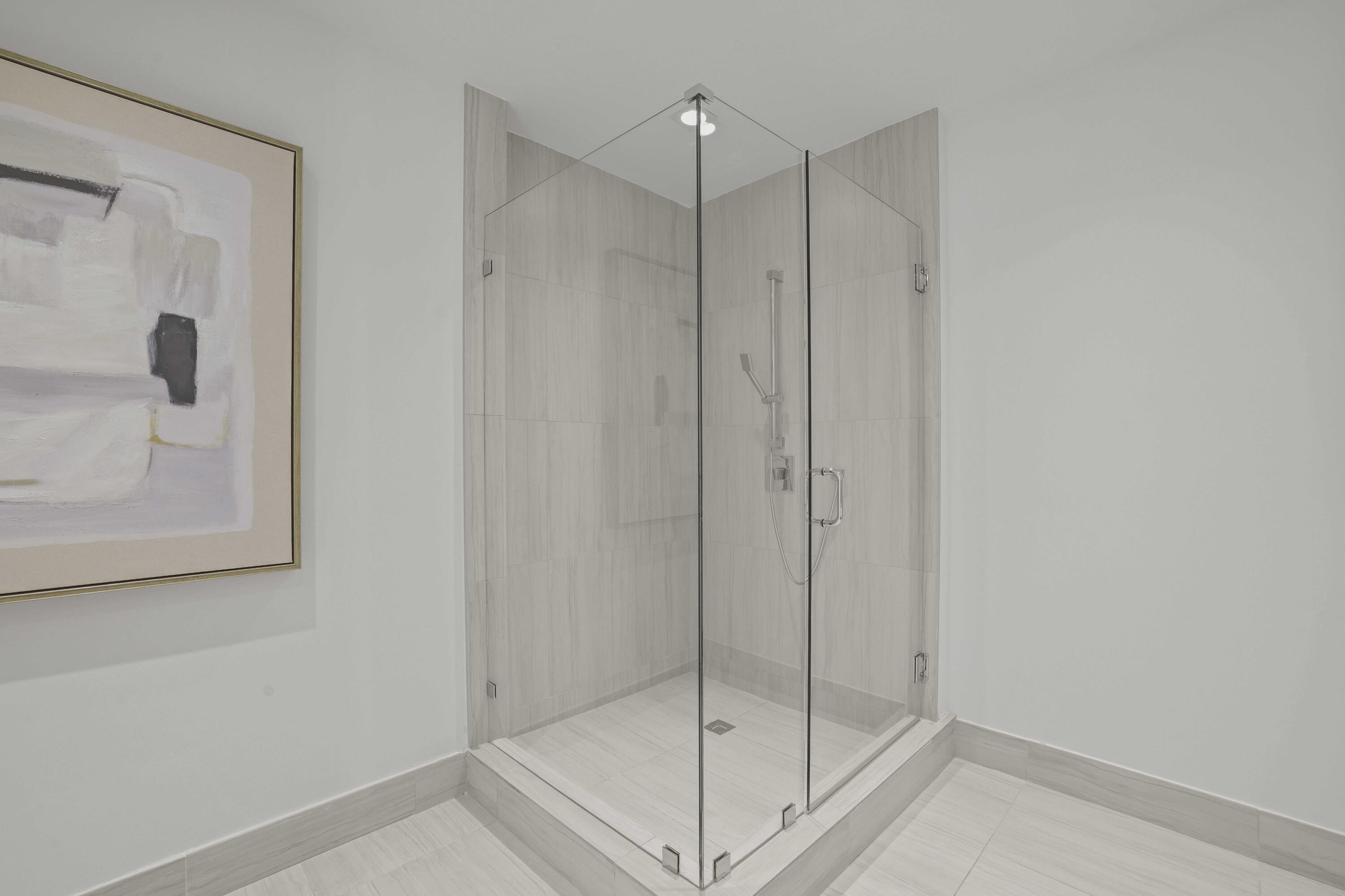 155 East Boca Raton Road, Unit 814 Boca Raton, FL 33432 - Photo 23 of 57 Unit 814 - 29 Main bathroom