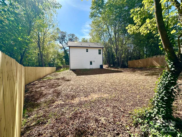 $270,900 | 10 Pine Cone Lane, Granite Falls, NC 28630