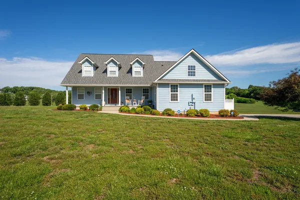 $549,999 | 17 Rivers Edge Road, Dunlap, TN 37327