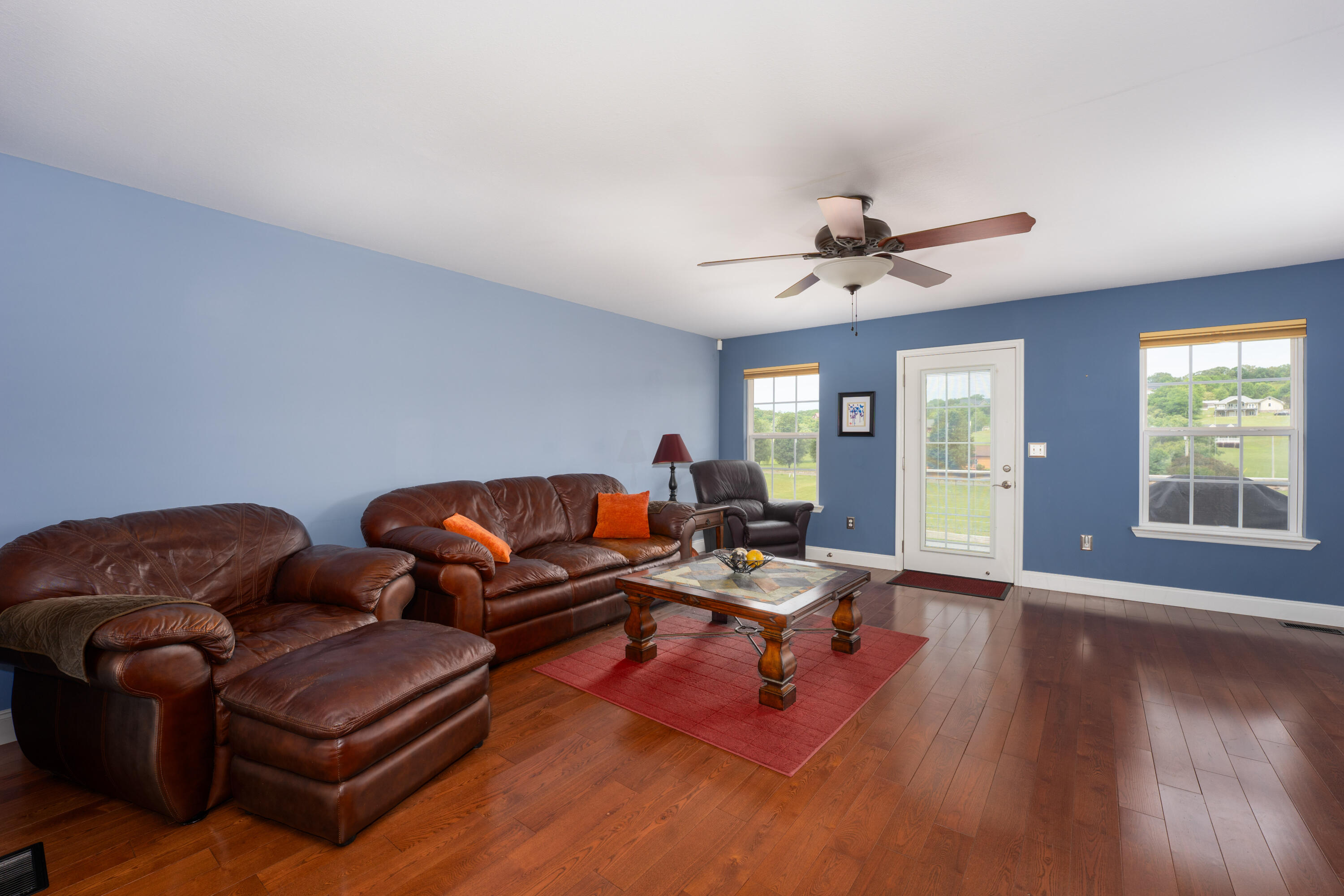 17 Rivers Edge Road Dunlap, TN 37327 - Photo 11 of 36 Living Room
