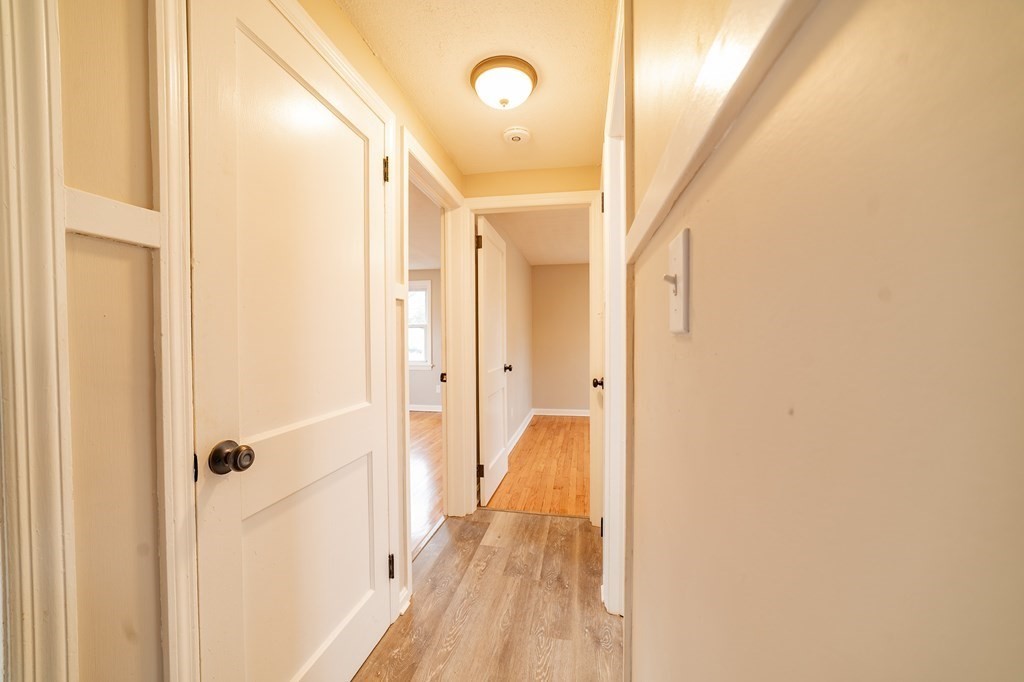457 Plumtree Road Springfield, MA 01118 - Photo 16 of 27