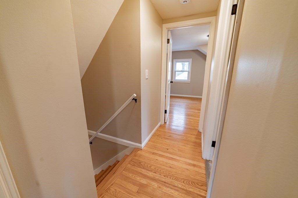 457 Plumtree Road Springfield, MA 01118 - Photo 19 of 27