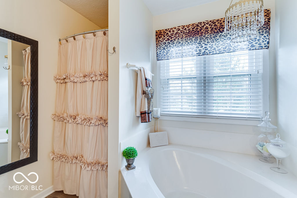 2334 Corsican Circle Westfield, IN 46074 - Photo 22 of 37