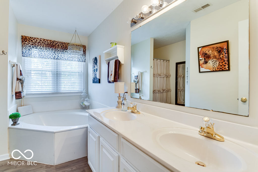 2334 Corsican Circle Westfield, IN 46074 - Photo 23 of 37