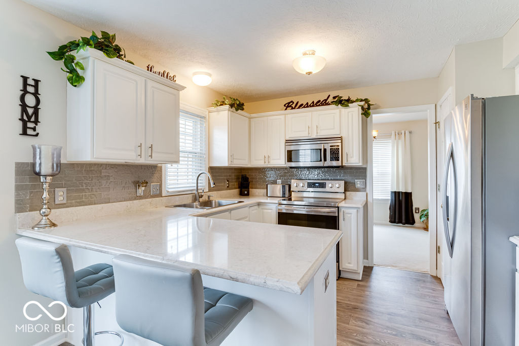 2334 Corsican Circle Westfield, IN 46074 - Photo 5 of 37