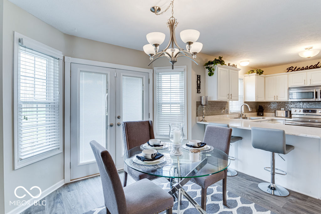 2334 Corsican Circle Westfield, IN 46074 - Photo 6 of 37