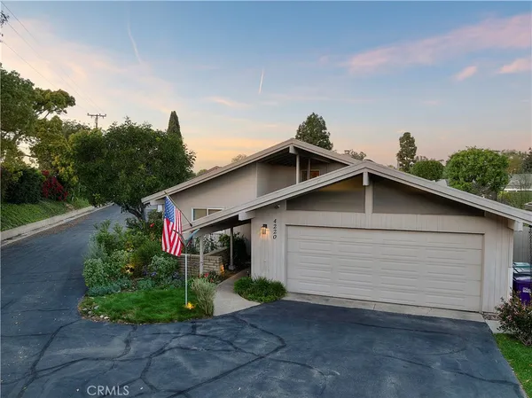$1,995,000 | 4220 North Virginia Vista, Long Beach, CA 90807