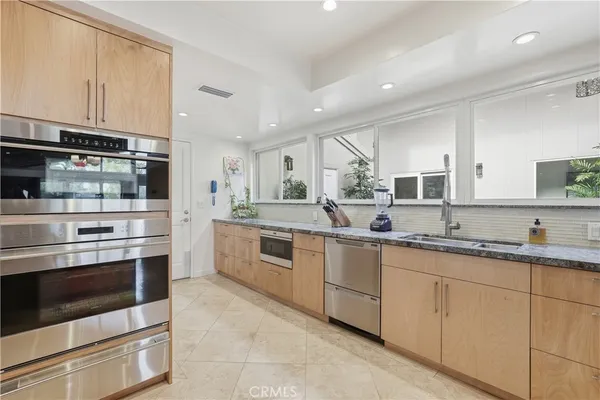$1,995,000 | 4220 North Virginia Vista, Long Beach, CA 90807