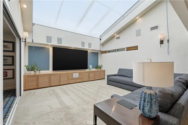 $1,995,000 | 4220 North Virginia Vista, Long Beach, CA 90807