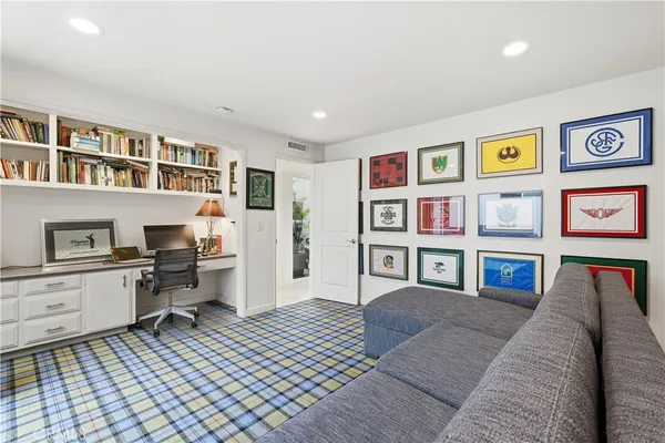 $1,995,000 | 4220 North Virginia Vista, Long Beach, CA 90807
