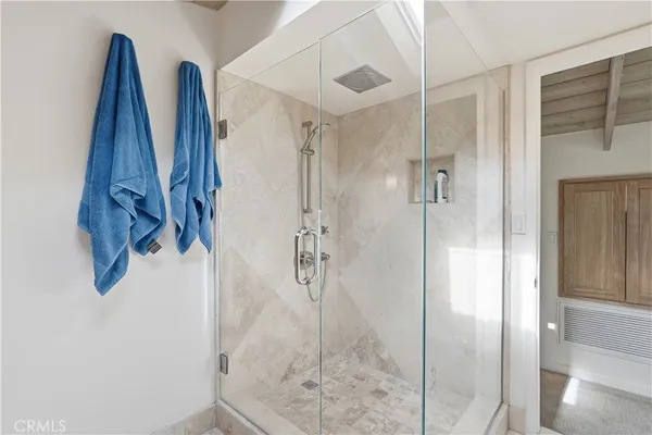 $1,995,000 | 4220 North Virginia Vista, Long Beach, CA 90807