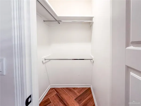 $3,250 | 8813 North 9th Street, McAllen, TX 78504