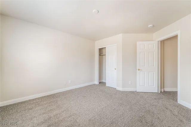 $2,071 | 9175 Sunken Meadow Avenue, Las Vegas, NV 89178