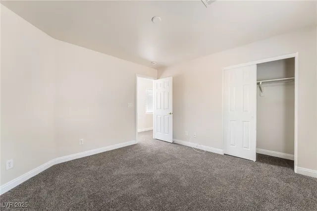 $2,071 | 9175 Sunken Meadow Avenue, Las Vegas, NV 89178