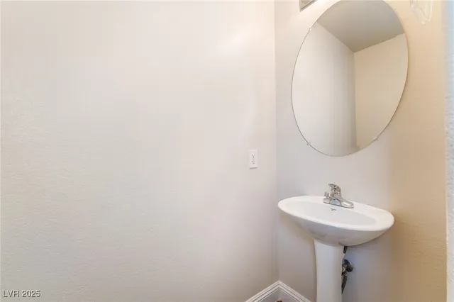 $2,071 | 9175 Sunken Meadow Avenue, Las Vegas, NV 89178