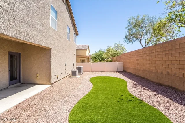$2,071 | 9175 Sunken Meadow Avenue, Las Vegas, NV 89178