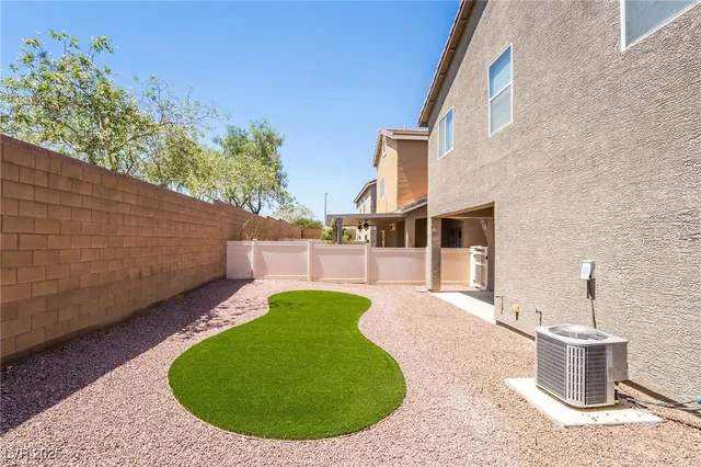 $2,071 | 9175 Sunken Meadow Avenue, Las Vegas, NV 89178