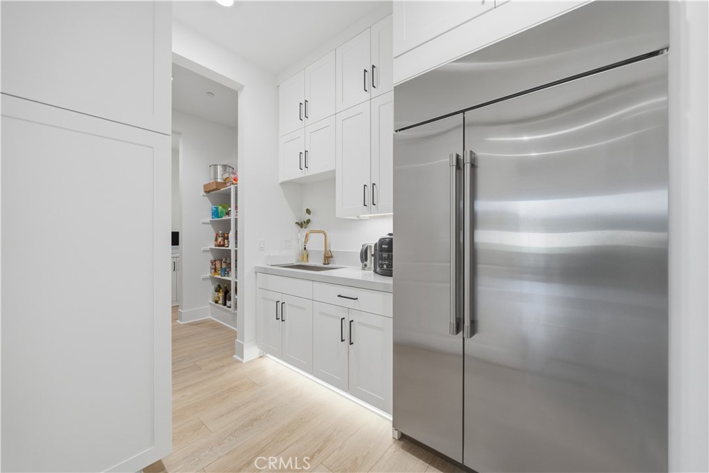 39788 Larkspur Terrace Temecula, CA 92591 - Photo 24 of 75 Butler Pantry - 42" Built in Fridge-Convection Microwave, Second Sink, Walk In Pantry & Tons of Additional Storage