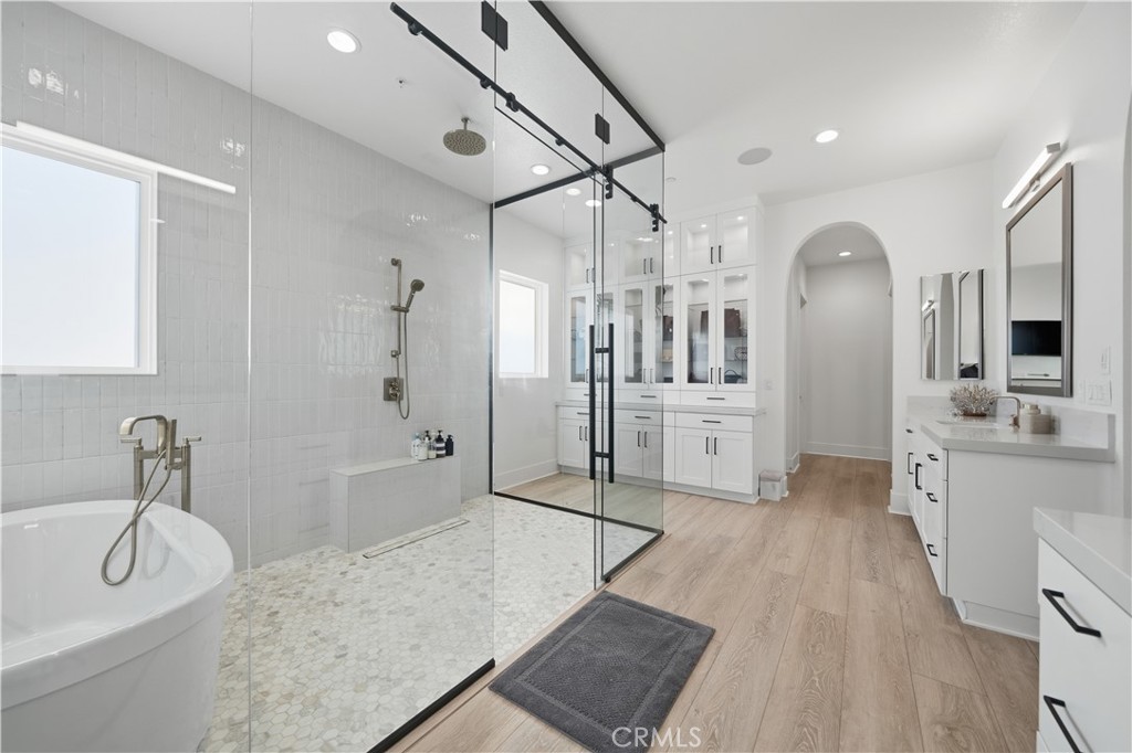 39788 Larkspur Terrace Temecula, CA 92591 - Photo 31 of 75 Primary En Suite