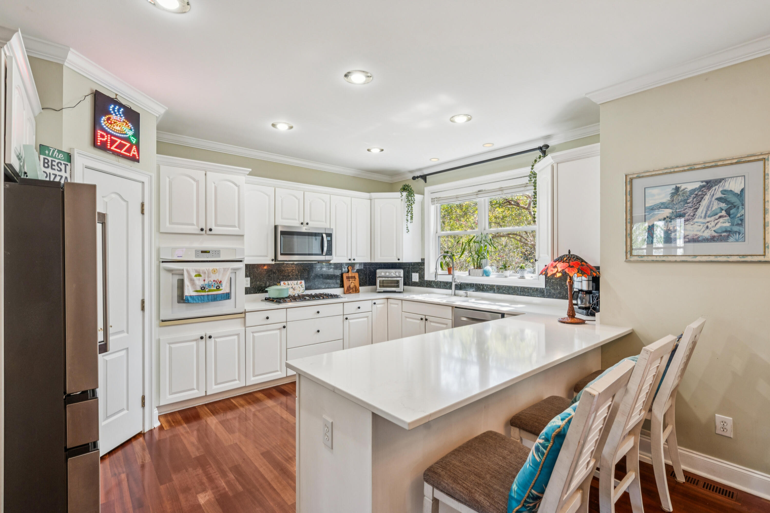 213 Harlech Way Charleston, SC 29414 - Photo 12 of 69 Kitchen