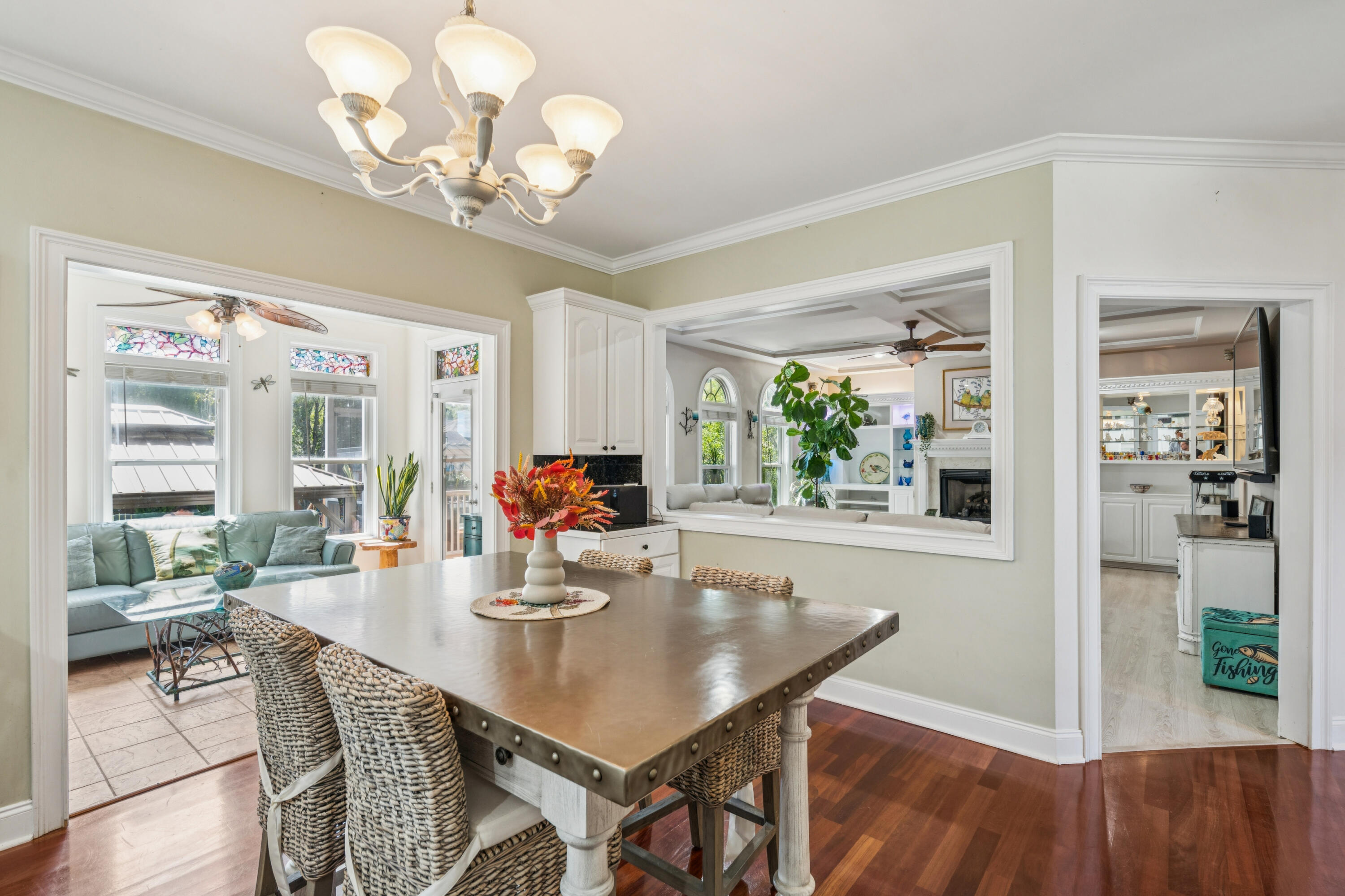 213 Harlech Way Charleston, SC 29414 - Photo 9 of 69 Dinette area