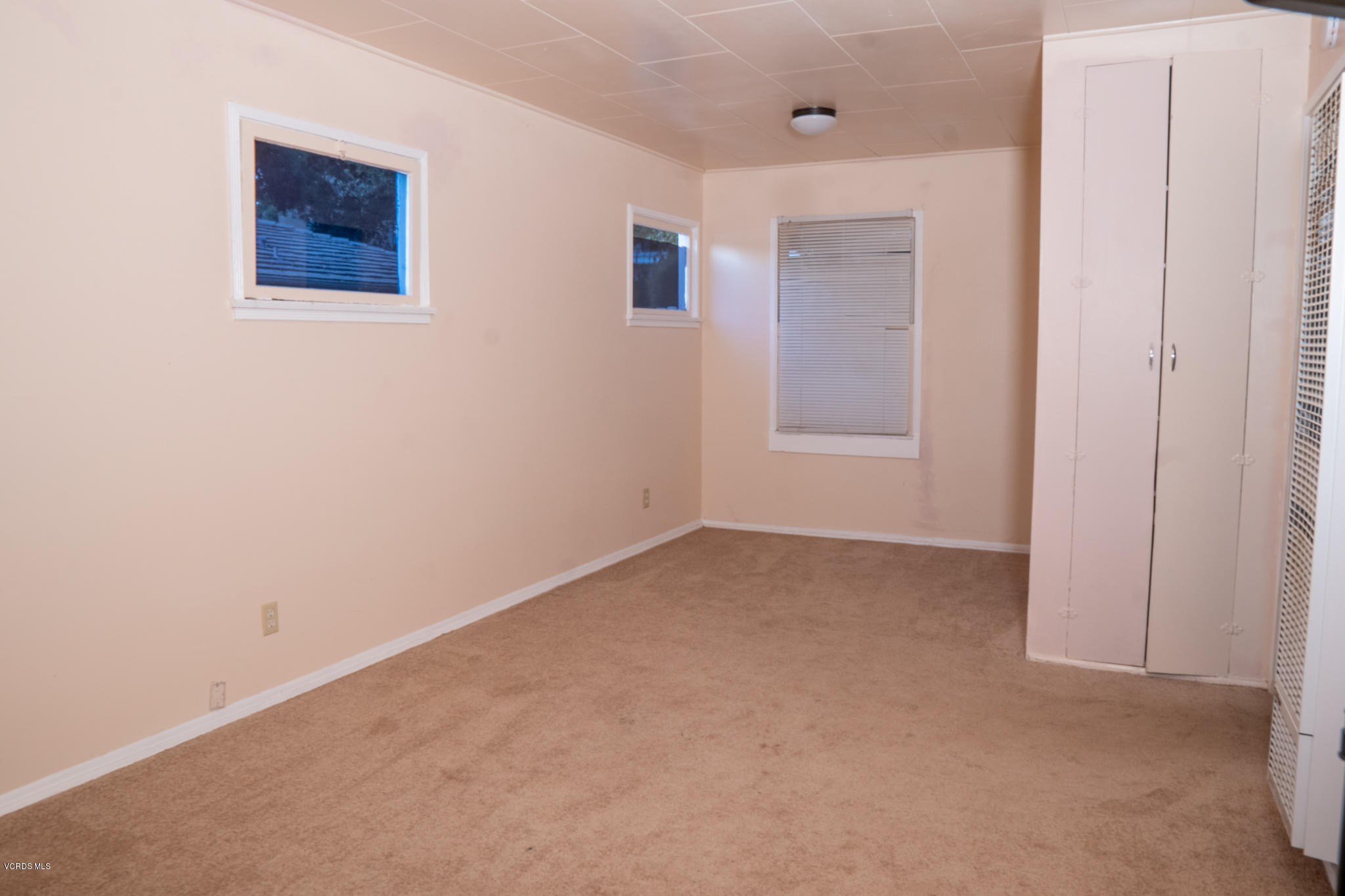 246 Valley Road Oak View, CA 93022 - Photo 23 of 34 a view of an empty room with a window