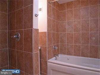 5729 Virginian Road Philadelphia, PA 19141 - Photo 11 of 12 Bathroom