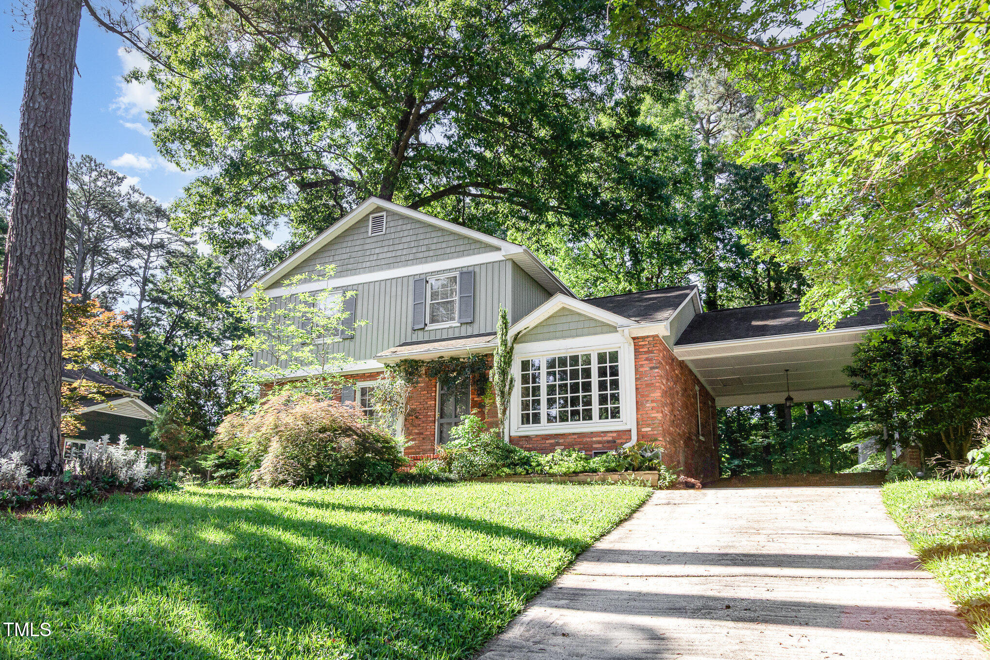 1324 Swallow Drive Raleigh, NC 27606 - Photo 2 of 27 002_img_1478-edit_263