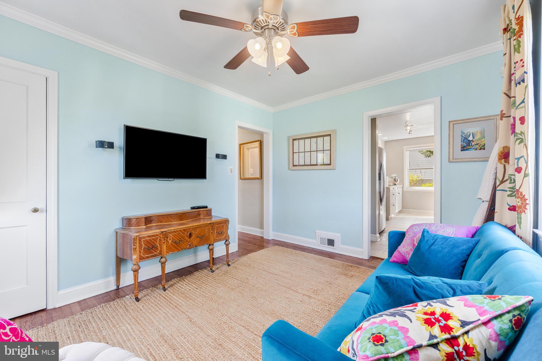 728 Overbrook Road Baltimore, MD 21212 - Photo 15 of 41 Located off the kitchen