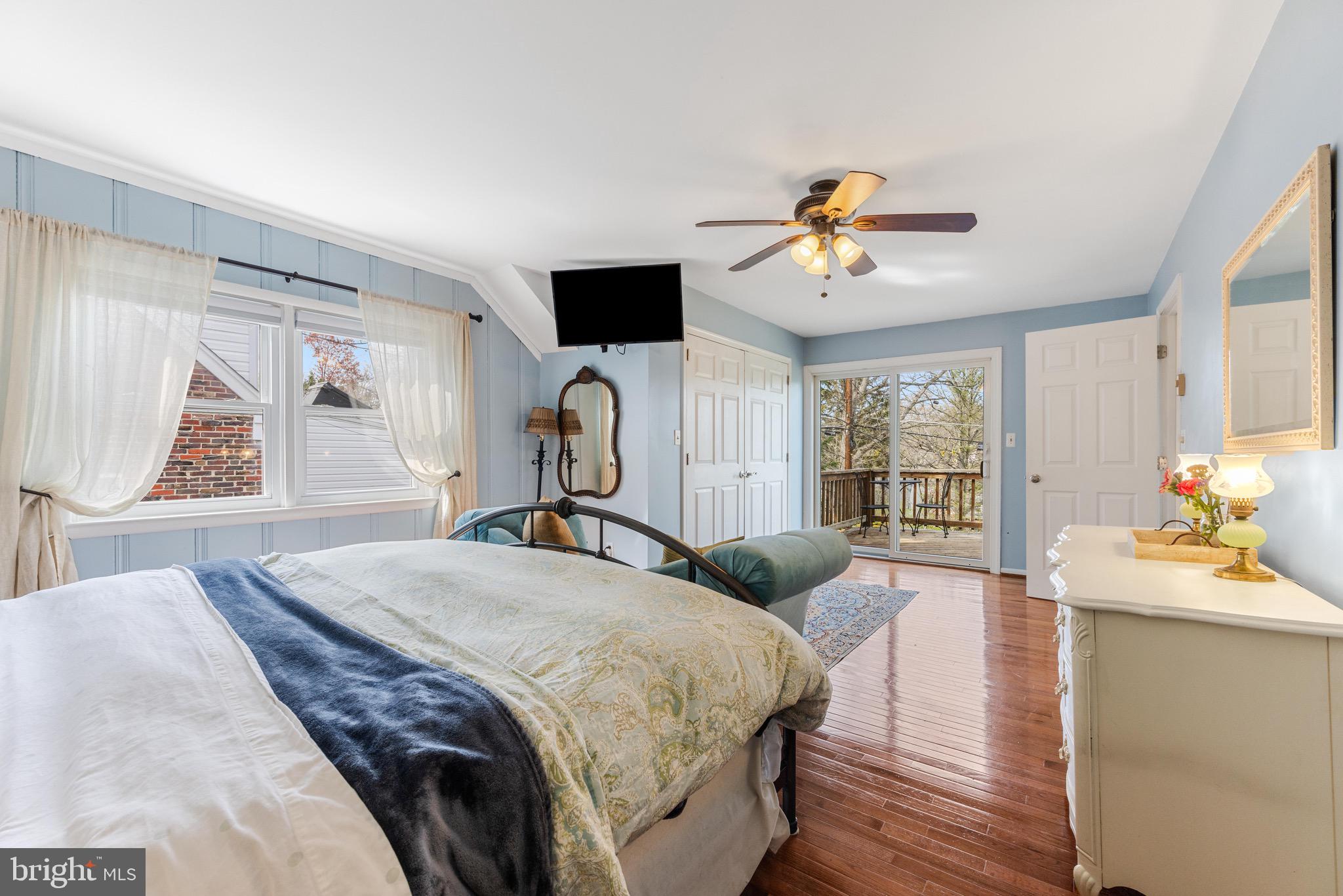 728 Overbrook Road Baltimore, MD 21212 - Photo 24 of 41 Access to private deck