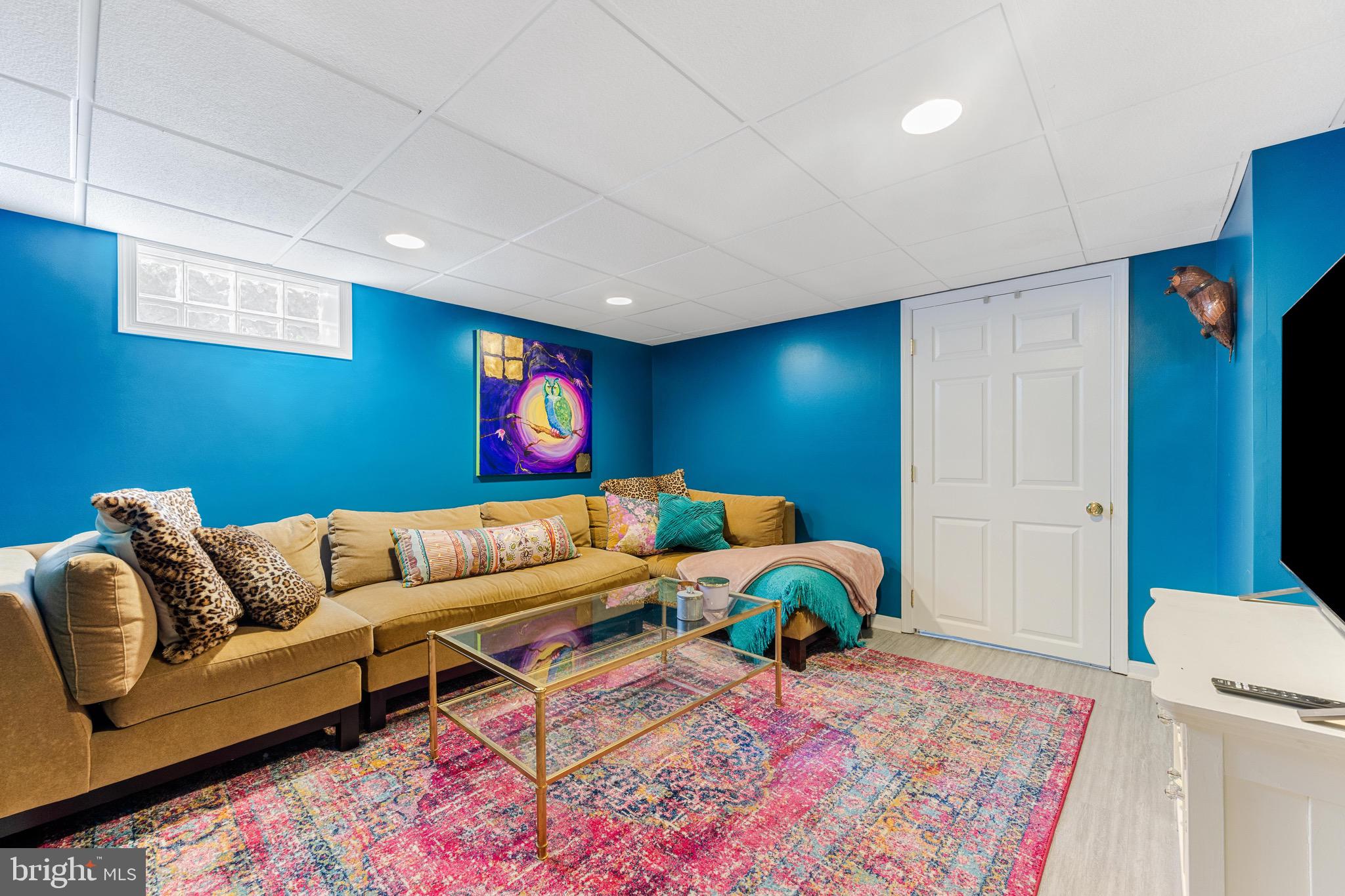 728 Overbrook Road Baltimore, MD 21212 - Photo 31 of 41 Chill and relax