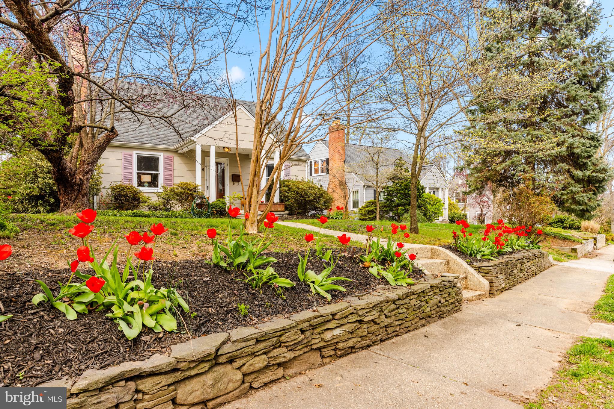 728 Overbrook Road Baltimore, MD 21212 - Photo 41 of 41 Sidewalk community