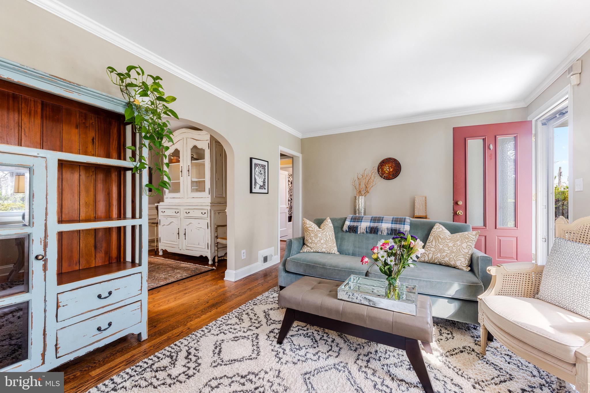 728 Overbrook Road Baltimore, MD 21212 - Photo 5 of 41 Hardwood floors throughout