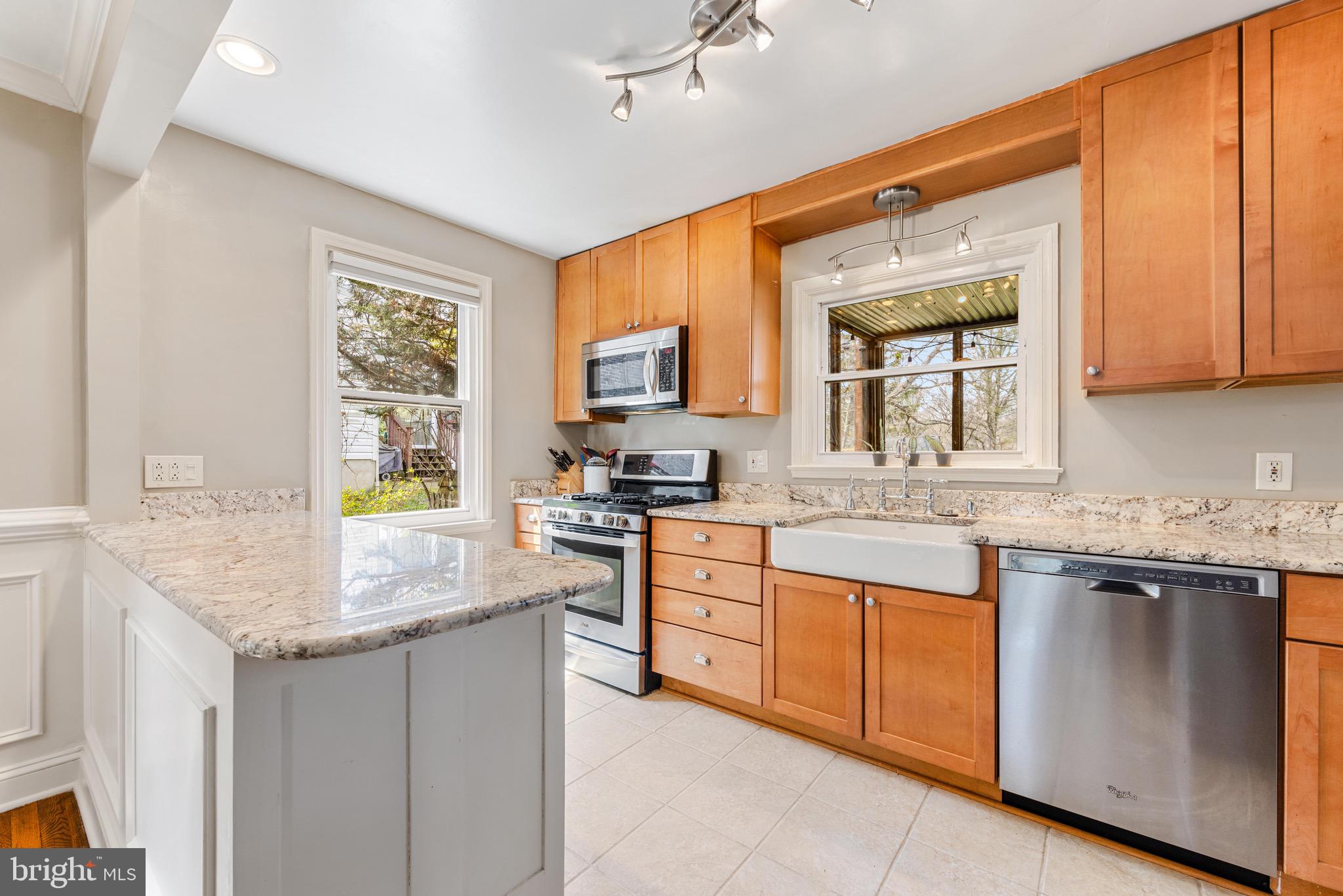 728 Overbrook Road Baltimore, MD 21212 - Photo 9 of 41 Updated kitchen with granite counters