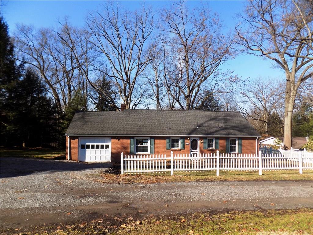 225 Beverly Way Butler, PA 16001 - Photo 2 of 18 Gallery Image 2