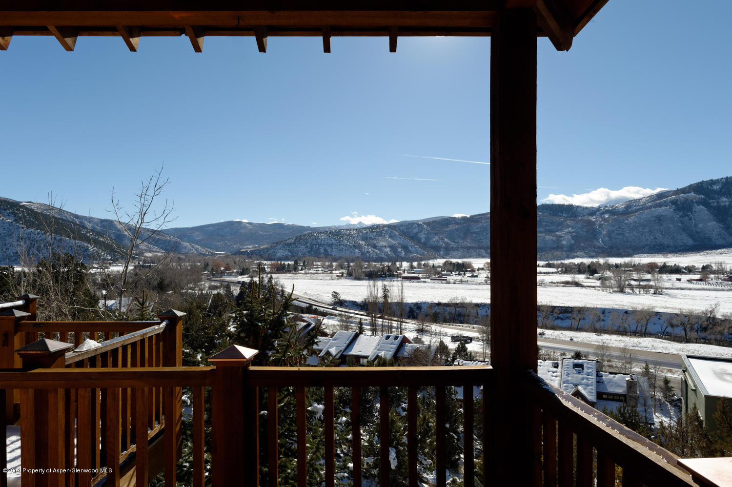 356 Hillcrest Drive Basalt, CO 81621 - Photo 4 of 29 a view of a balcony with an outdoor space