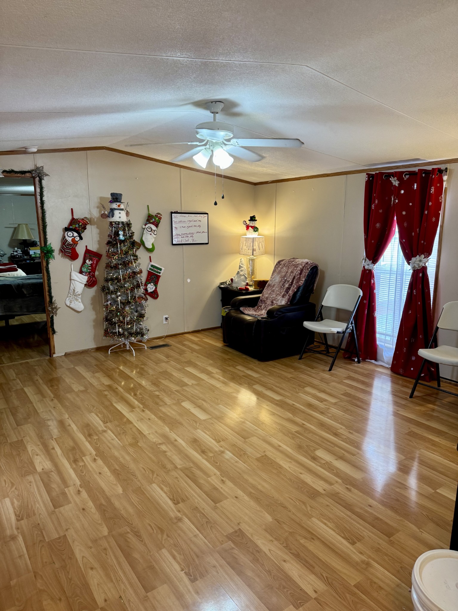 1204 Brummit Road Charlotte, TN 37036 - Photo 6 of 27 Gallery Image 6
