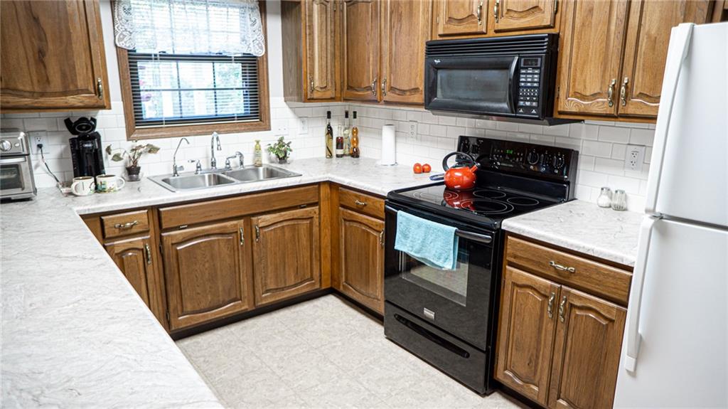3102 East Midland Road Indianapolis, IN 46227 - Photo 10 of 40 Gallery Image 10
