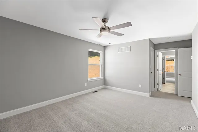 $539,900 | 2 Pin Oak At Langeneckert Farms Estates Street, St. Louis, MO 63129