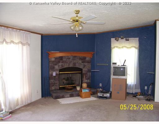 1184 Cottontree Road Walton, WV 25286 - Photo 2 of 6 Living Room.