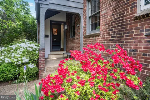 $1,635,000 | 4441 Volta Place Northwest, Washington, DC 20007