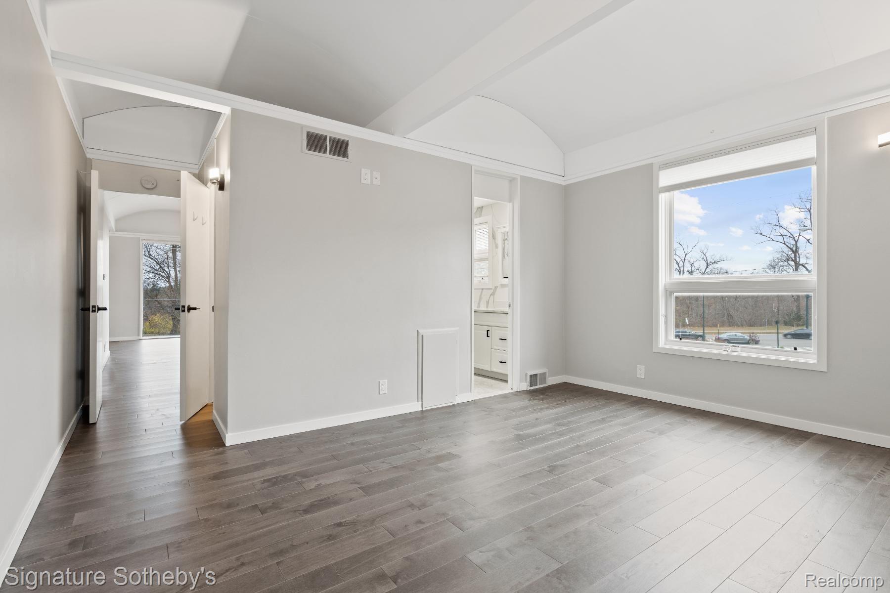 201 Southfield Road Birmingham, MI 48009 - Photo 12 of 37 Gallery Image 12