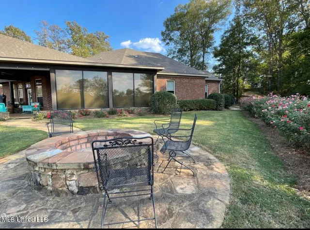 $670,000 | 1081 Holly Bush Road, Brandon, MS 39047