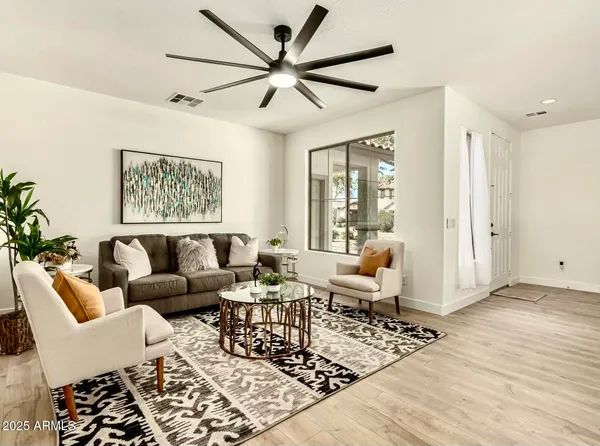 $669,900 | 1236 East Nightingale Lane, Gilbert, AZ 85298