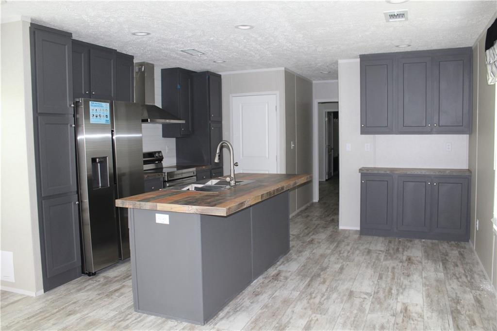 17286 Cypress Lane Springfield, LA 70462 - Photo 3 of 18